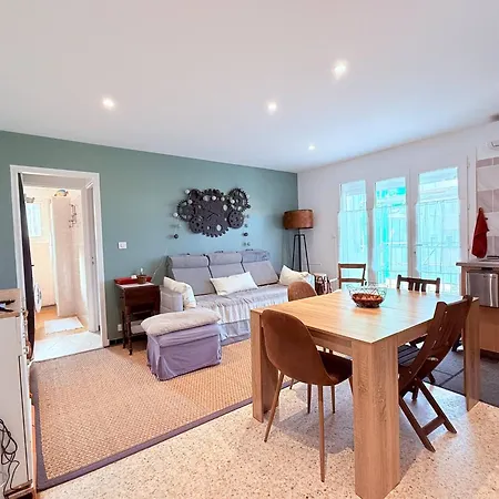 Le Moorea - For 4 People Apartment Hyeres